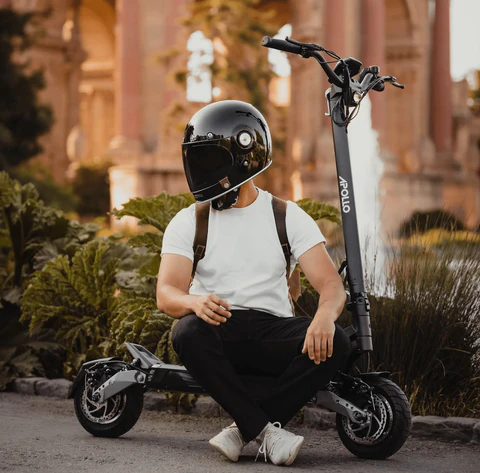 Electric Scooter Helmets: What You Need to Know